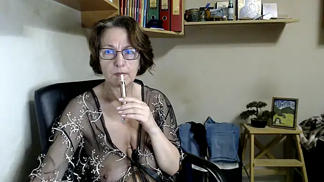 katemodel online show from 17, 7, 2026