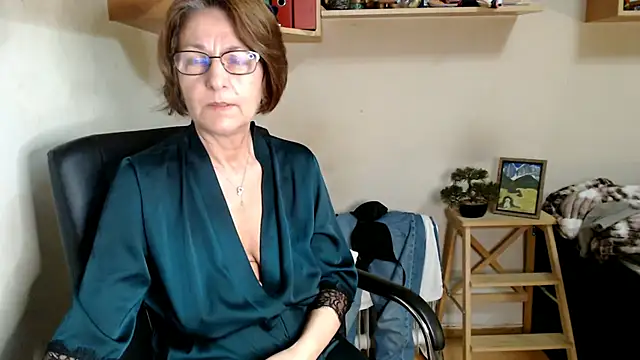 katemodel online show from 25, 7, 2026