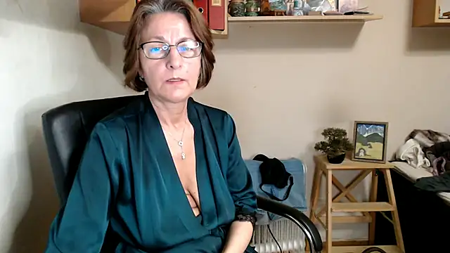 katemodel online show from 3, 8, 2026