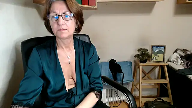 katemodel online show from 3, 8, 2026