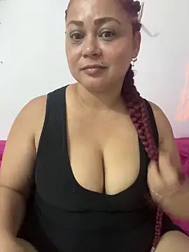 Red milf love online show from 15, 2, 2026