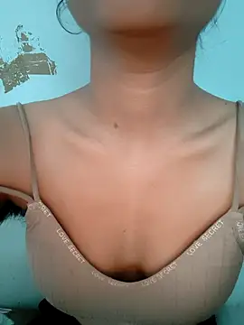 alisha khan1 online show from 16, 4, 2026