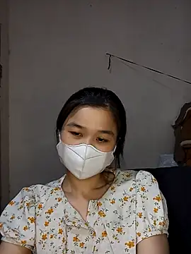 Daisy-lusia2026 online show from 28, 4, 2026