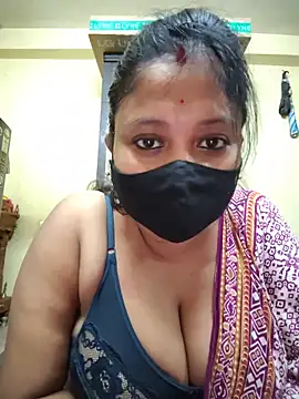 Curvy Trisha online show from 12, 6, 2026