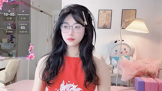 Luminous4173 online show from 8, 2, 2026