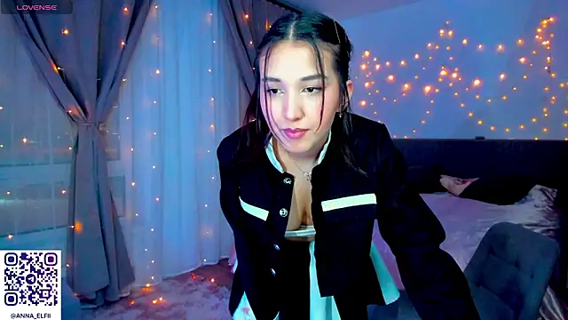 Anna Elfii online show from 12, 2, 2026