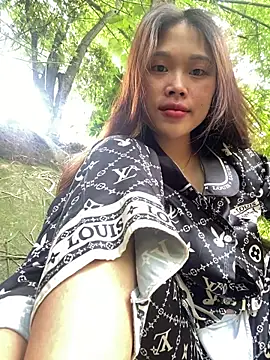 Snapshot of Emxinhka1 chatting on 7, 5, 2026 Emxinhka1 online show from 7, 5, 2026