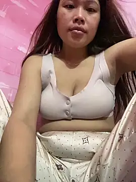 Snapshot of Emxinhka1 chatting on 23, 5, 2026 Emxinhka1 online show from 23, 5, 2026