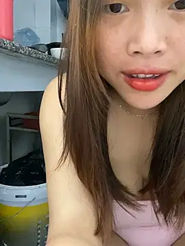 Snapshot of Emxinhka1 chatting on 17, 7, 2026 Emxinhka1 online show from 17, 7, 2026