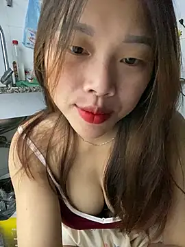 Snapshot of Emxinhka1 chatting on 19, 7, 2026 Emxinhka1 online show from 19, 7, 2026