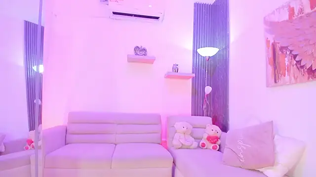 TAHIELA  online show from 21, 2, 2026