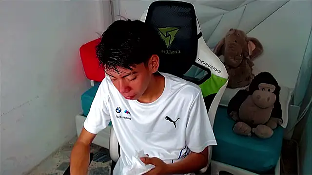 Liarr  online show from 22, 4, 2026