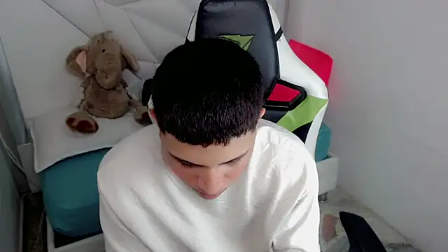 Black diamondd  online show from 21, 4, 2026