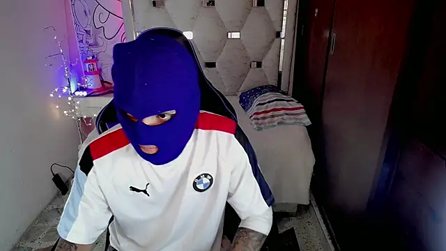 Black diamondd  online show from 22, 4, 2026