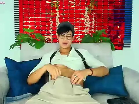 ThiiagoSaeenz online show from 16, 2, 2026