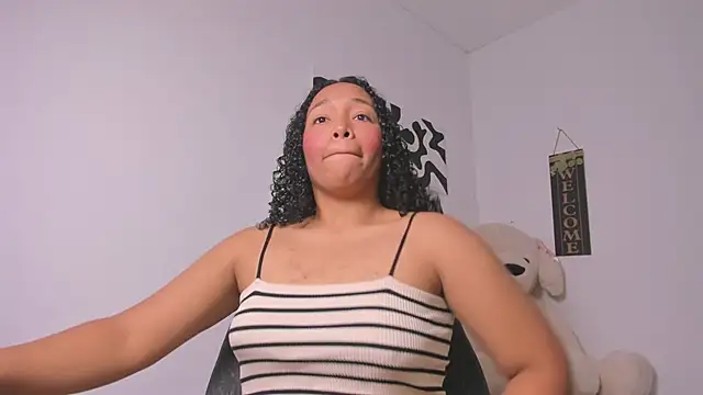 Snapshot of Nia13 chatting on 3, 3, 2026 Nia13 online show from 3, 3, 2026