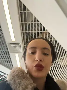 MiaTee online show from 14, 2, 2026