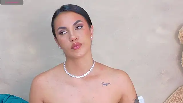 AndiVasquez online show from 15, 4, 2026