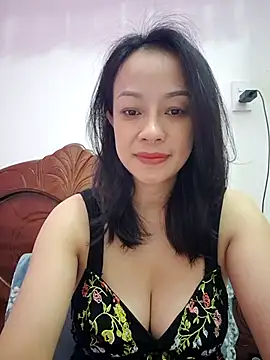 Baby-bigboobs2026 online show from 19, 4, 2026