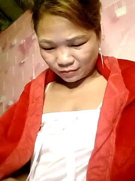 maymay-2000 online show from 11, 2, 2026