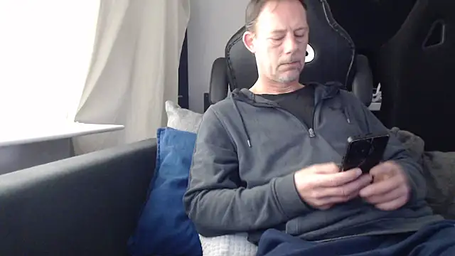 Sexy Ass Mike online show from 15, 2, 2026