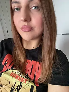 AliceDesmee online show from 13, 2, 2026
