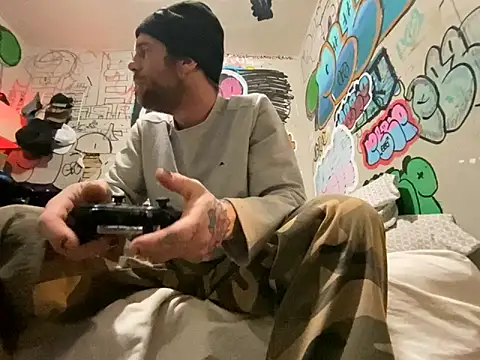 Snapshot of gothboiplzty chatting on 4, 3, 2026 gothboiplzty online show from 4, 3, 2026