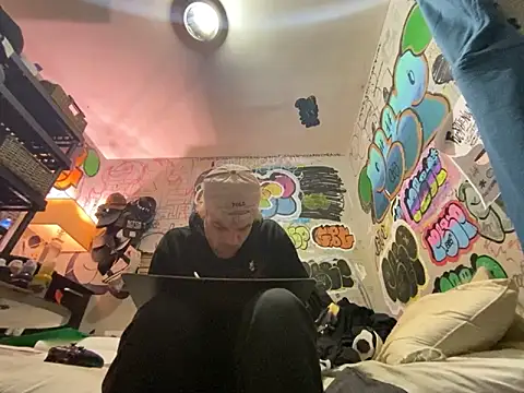 gothboiplzty online show from 22, 4, 2026