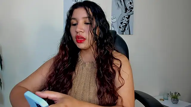 Snapshot of Victoria_Rosee chatting on 11, 2, 2026 Victoria Rosee online show from 11, 2, 2026