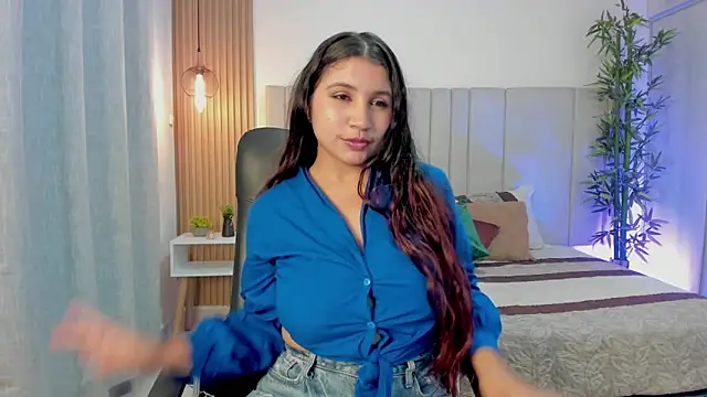 Victoria Rosee online show from 9, 5, 2026