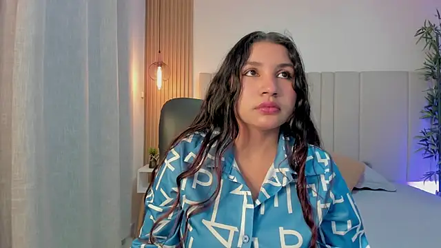Victoria Rosee online show from 23, 5, 2026