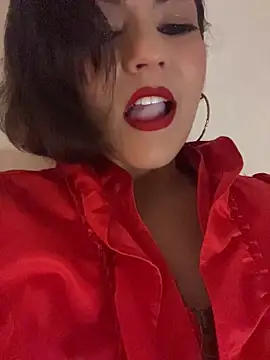 eva luz online show from 24, 7, 2026