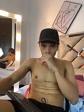 Snapshot of Alejandroo_Montenegro chatting on 4, 3, 2026 Alejandroo Montenegro online show from 4, 3, 2026