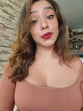 foxxy lover online show from 22, 7, 2026
