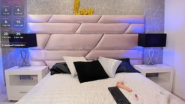 Scarlett Viibe online show from 25, 3, 2026