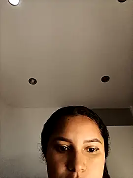 LiaRose- online show from 8, 4, 2026