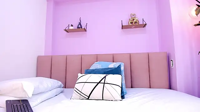 sam doll  online show from 21, 4, 2026