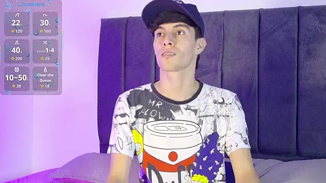Snapshot of axxxel_twink chatting on 19, 5, 2026 axxxel twink online show from 19, 5, 2026