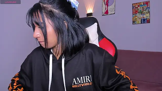 Emily bruss online show from 20, 7, 2026