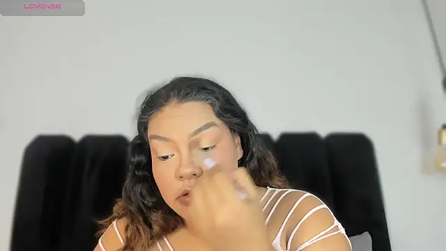 Amaranoir- online show from 11, 3, 2026