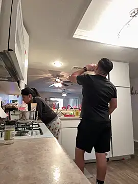 Snapshot of Skizm1986 chatting on 15, 2, 2026 Skizm1986 online show from 15, 2, 2026