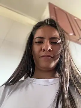 Esperanza GS online show from 28, 4, 2026