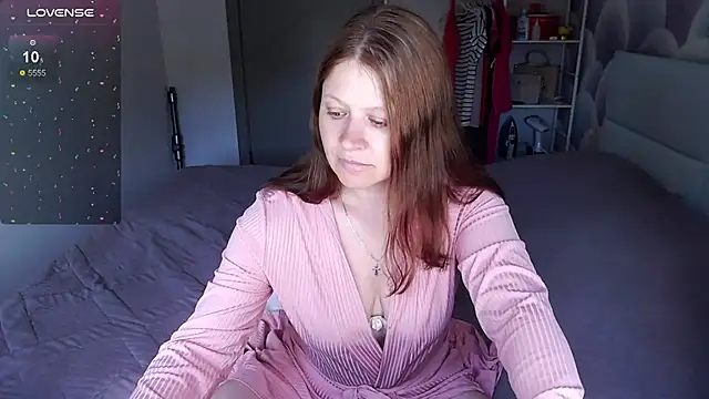 Aleksasamuii online show from 10, 6, 2026