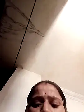 khushi rawat online show from 8, 3, 2026