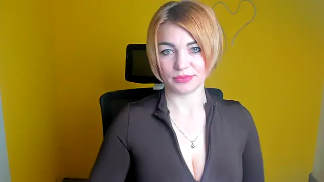 CuttieEmma online show from 24, 4, 2026