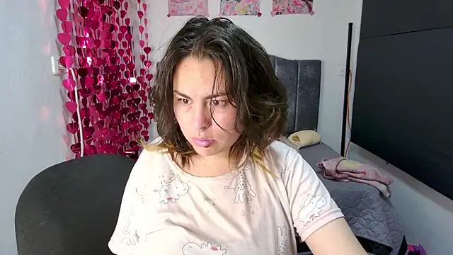 Kennya Rodriguez online show from 13, 2, 2025