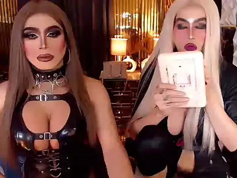MonstrousCockDiva online show from 5, 6, 2026