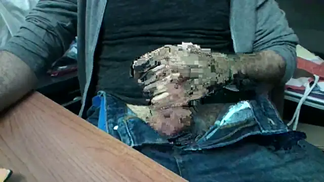 elegantblack online show from 30, 3, 2026