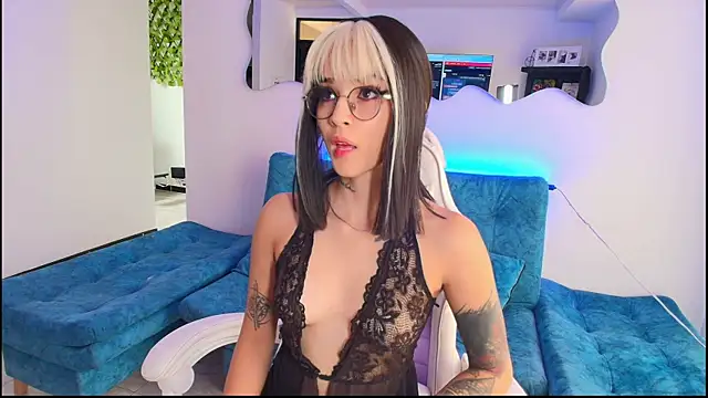 Giaa Moretii online show from 19, 4, 2026