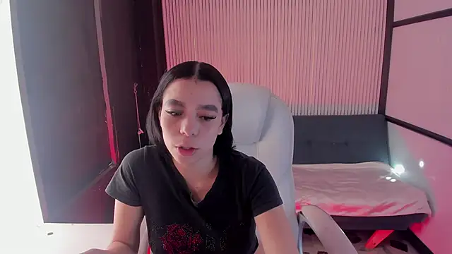 GemmaBrown online show from 22, 4, 2026